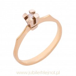 Pierścionek złoty z brylantem