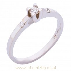 Pierścionek złoty z brylantami